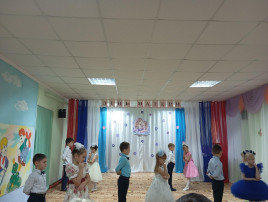 Мама - первое слово, главное слово... Мама - первое слово, главное слово.