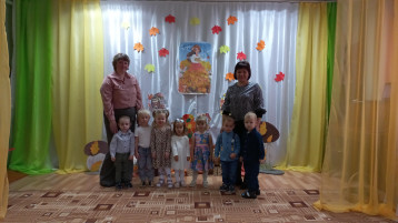 Праздник осени у малышей Праздник осени у малышей.